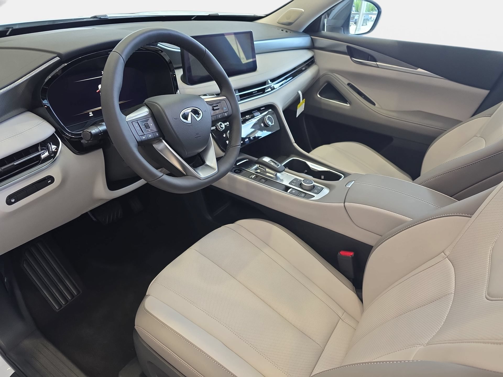 New 2027 INFINITI QX60 Luxe w/ Cargo Package FWD image 16