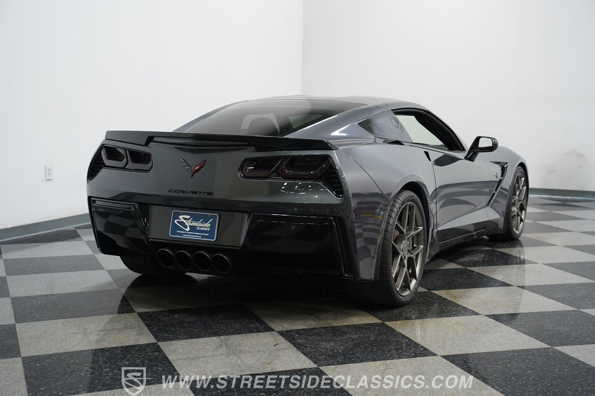 Used 2017 Chevrolet Corvette Stingray Coupe w/ Carbon Flash Badge Package image 11