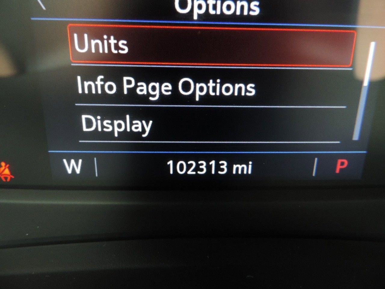 Used 2019 Cadillac XT4 Premium Luxury w/ Cold Weather Package FWD image 32