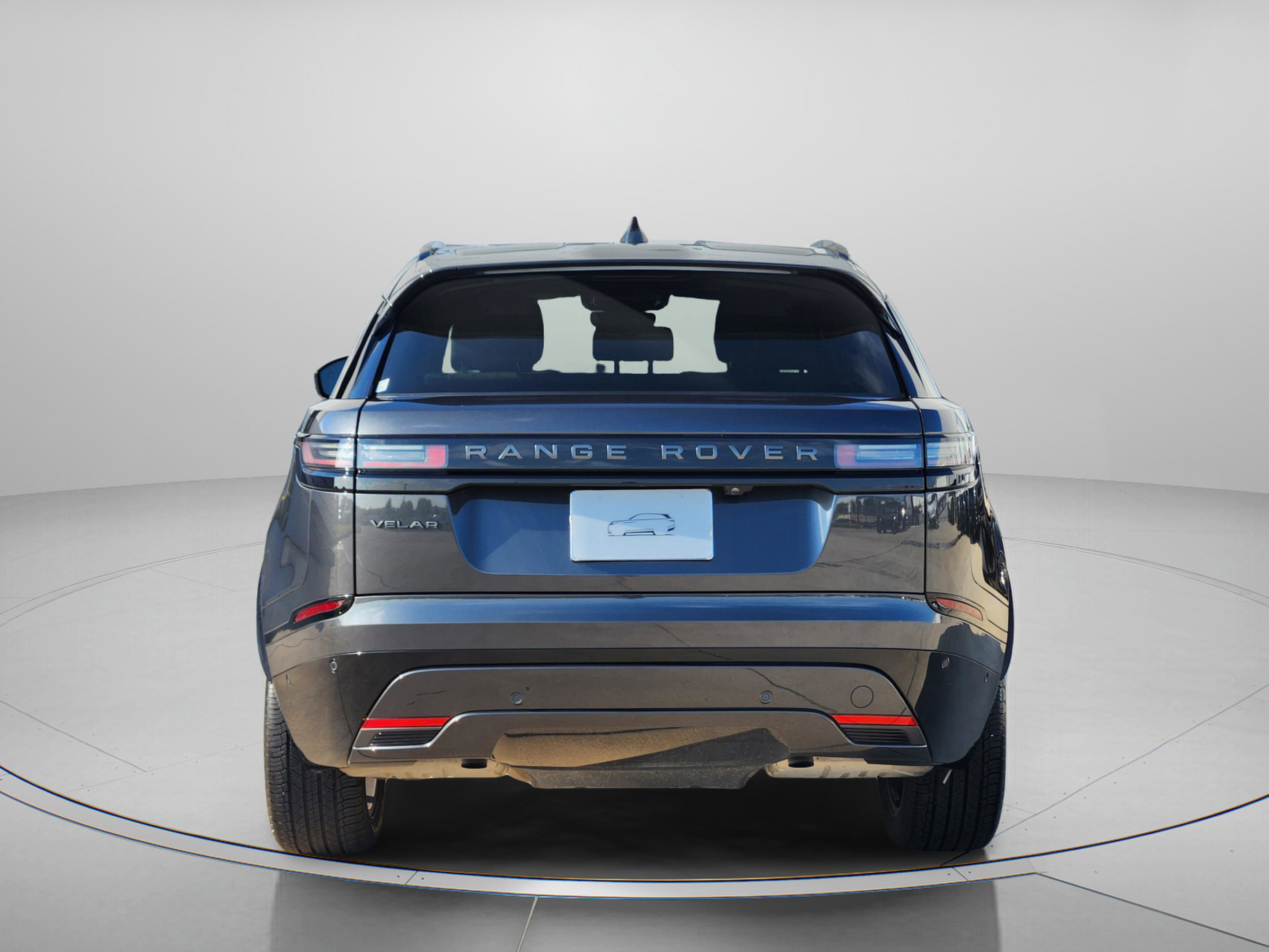 Certified 2026 Land Rover Range Rover Velar Dynamic SE AWD/4WD image 4