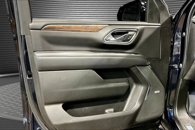 Used 2021 Chevrolet Tahoe Premier AWD/4WD image 19