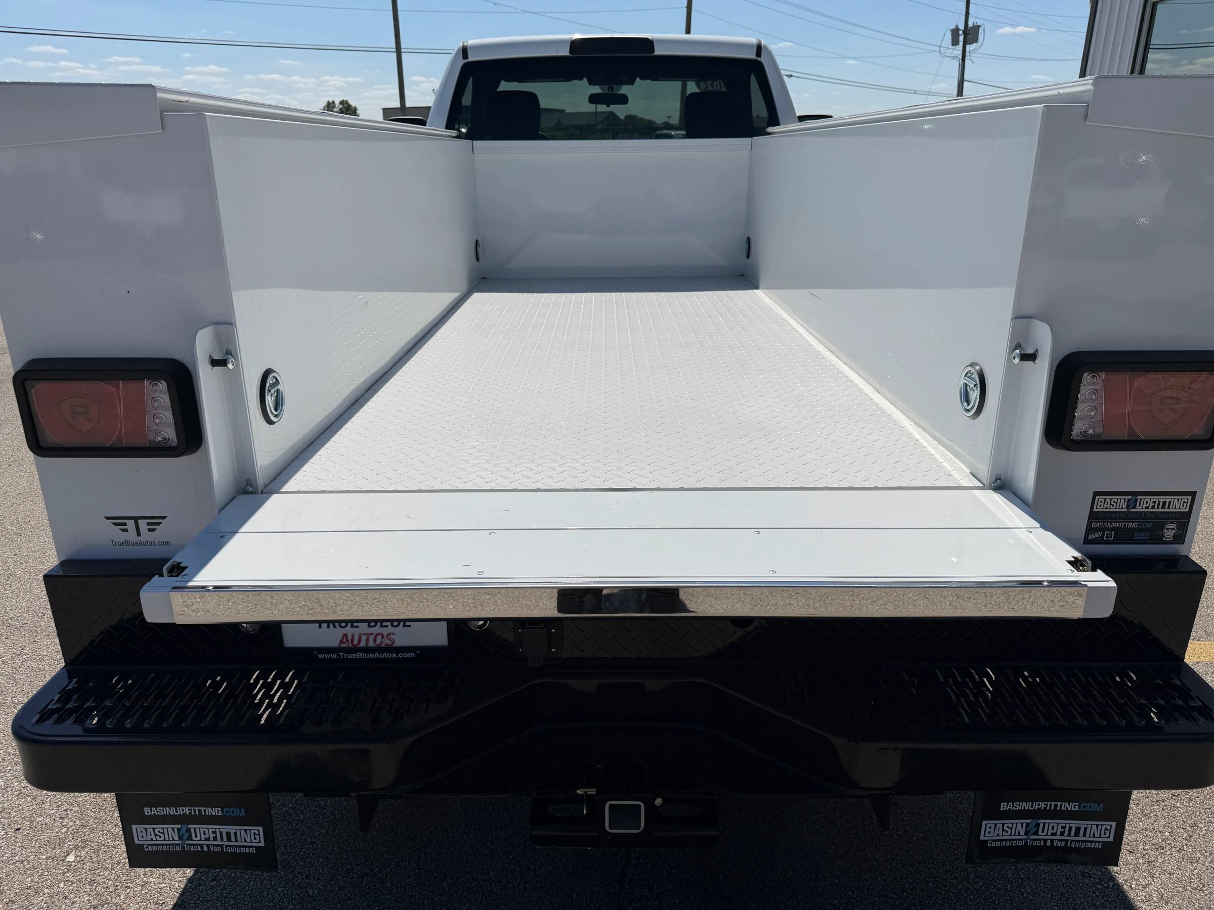 Used 2024 RAM 3500 Tradesman AWD/4WD image 11