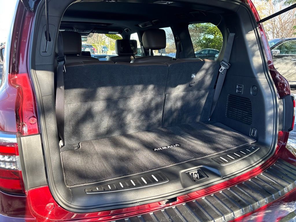Used 2022 Nissan Armada Platinum w/ Captain's Chairs Package image 21