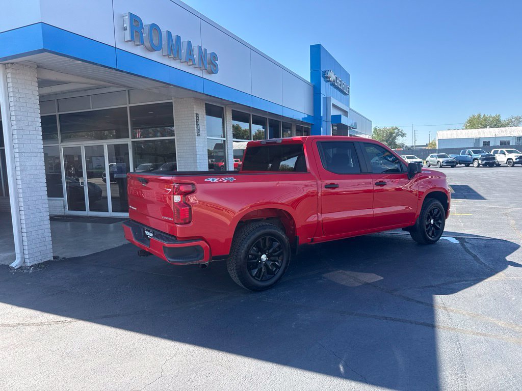 Used 2023 Chevrolet Silverado 1500 Custom AWD/4WD image 4
