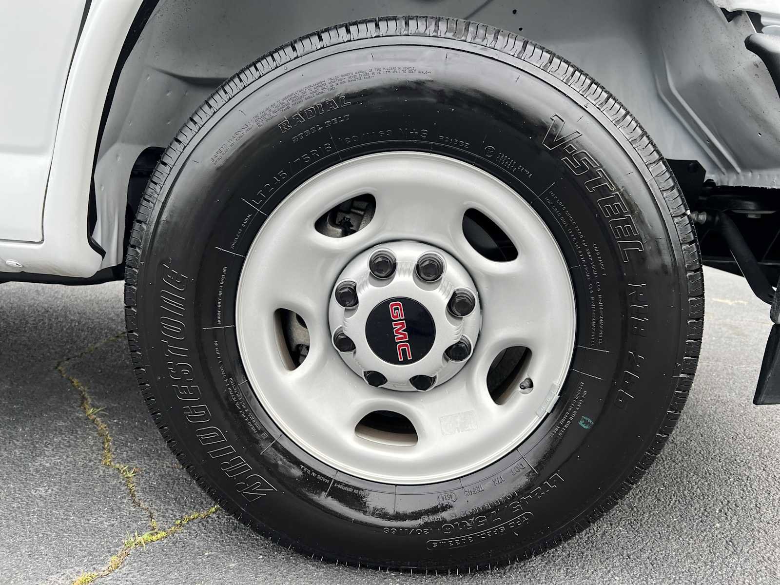 New 2025 GMC Savana 3500 w/ Power Convenience Package image 17