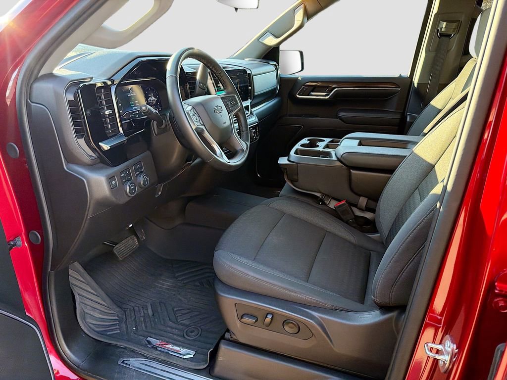 Used 2024 Chevrolet Silverado 1500 RST w/ Z71 Off-Road Package image 26