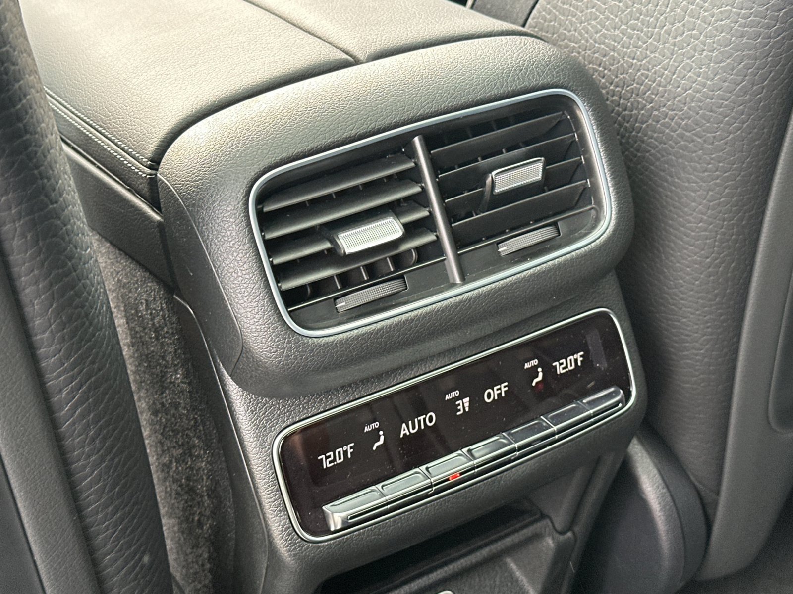 New 2026 Mercedes-Benz GLS 580 4MATIC image 13