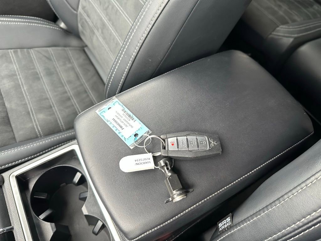 Used 2024 Mitsubishi Outlander SE image 36