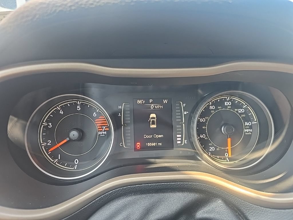 Used 2017 Jeep Cherokee Latitude FWD image 15