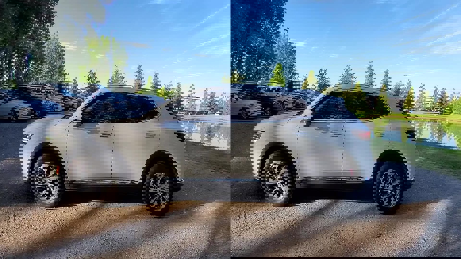 Used 2021 Buick Envision Essence image 39