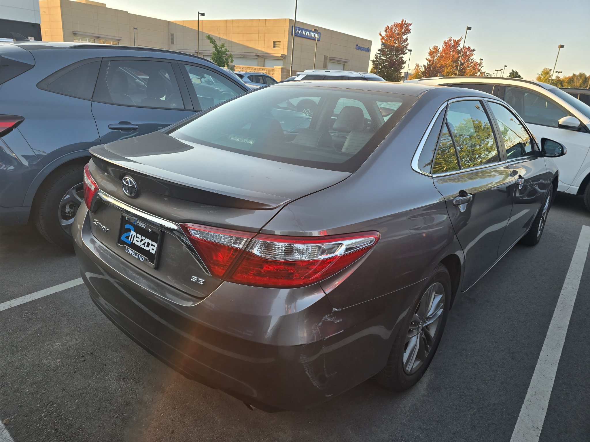 Used 2016 Toyota Camry SE FWD image 13