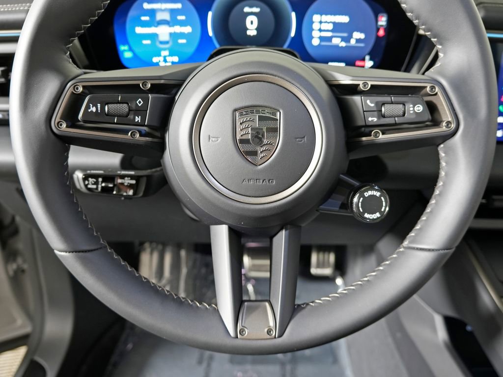 New 2026 Porsche Macan Turbo Electric image 23