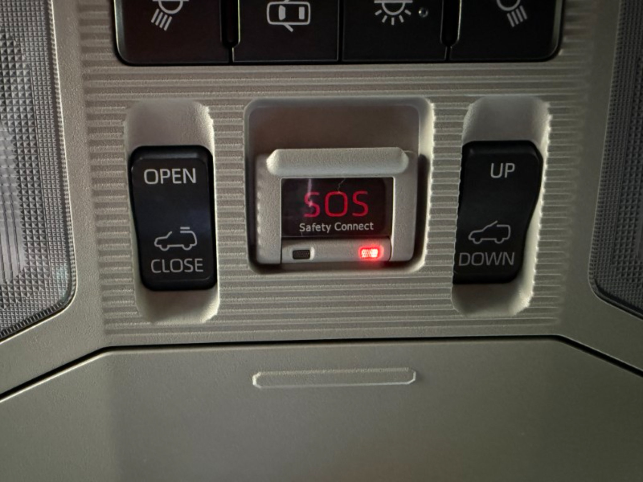 Used 2019 Toyota RAV4 Limited w/ Cold Weather Package AWD/4WD image 41