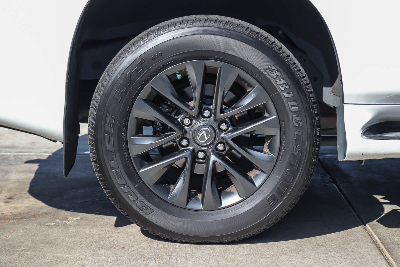 Used 2022 Lexus GX 460 Premium w/ Premium Package AWD/4WD image 8