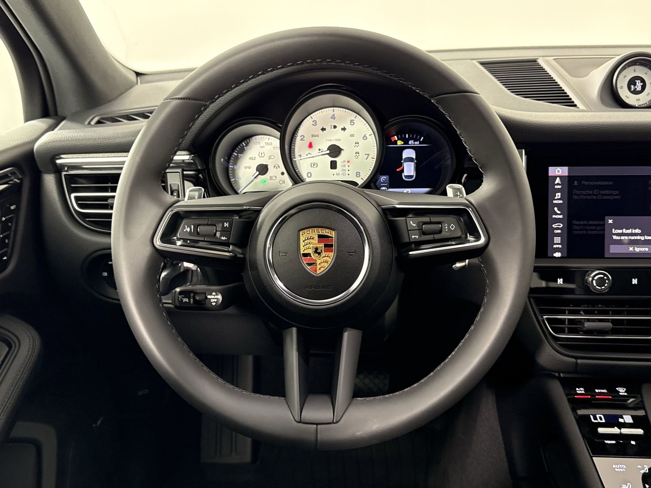 New 2025 Porsche Macan image 19