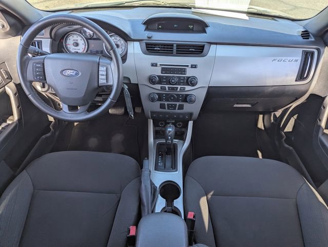 Used 2010 Ford Focus SES image 14
