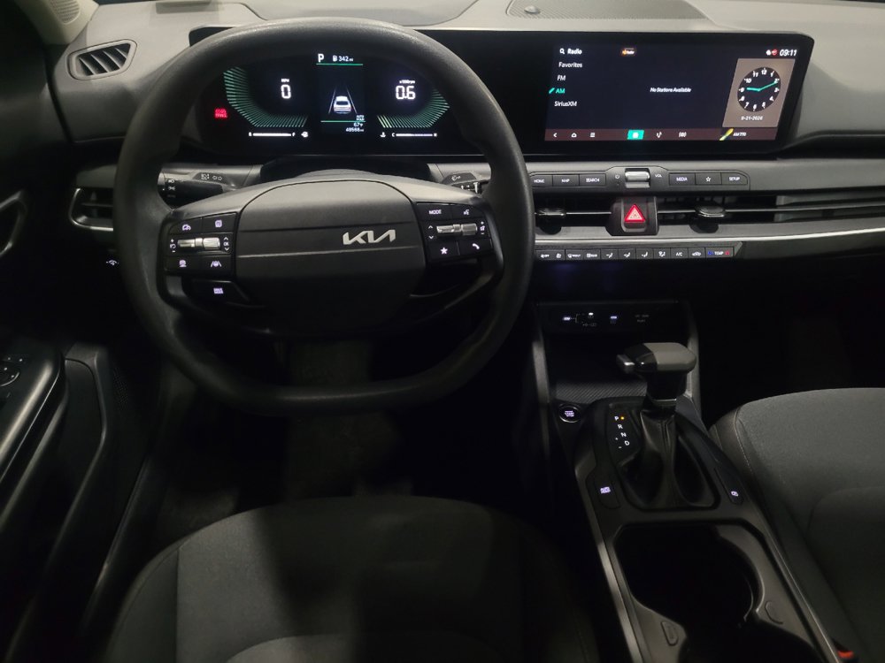 Used 2025 Kia K4 FWD image 22