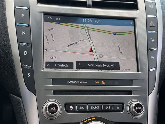Used 2019 Lincoln MKZ Reserve FWD image 19