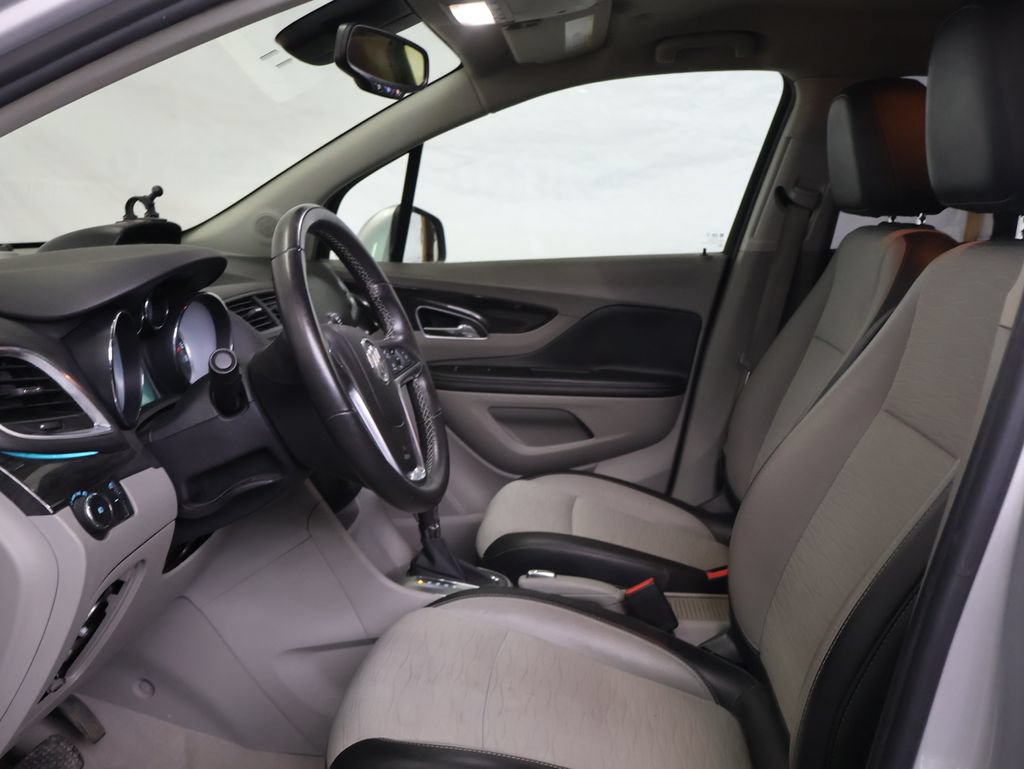 Used 2016 Buick Encore Convenience FWD image 16