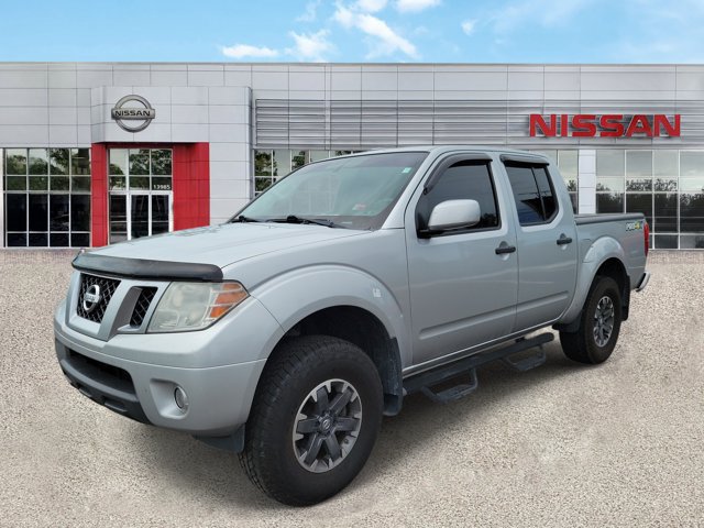 Used 2018 Nissan Frontier PRO-4X AWD/4WD image 3