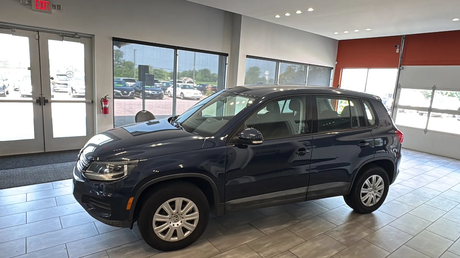 Used 2013 Volkswagen Tiguan S FWD image 8