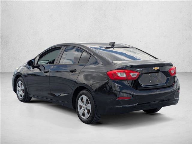 Used 2017 Chevrolet Cruze LS FWD image 8
