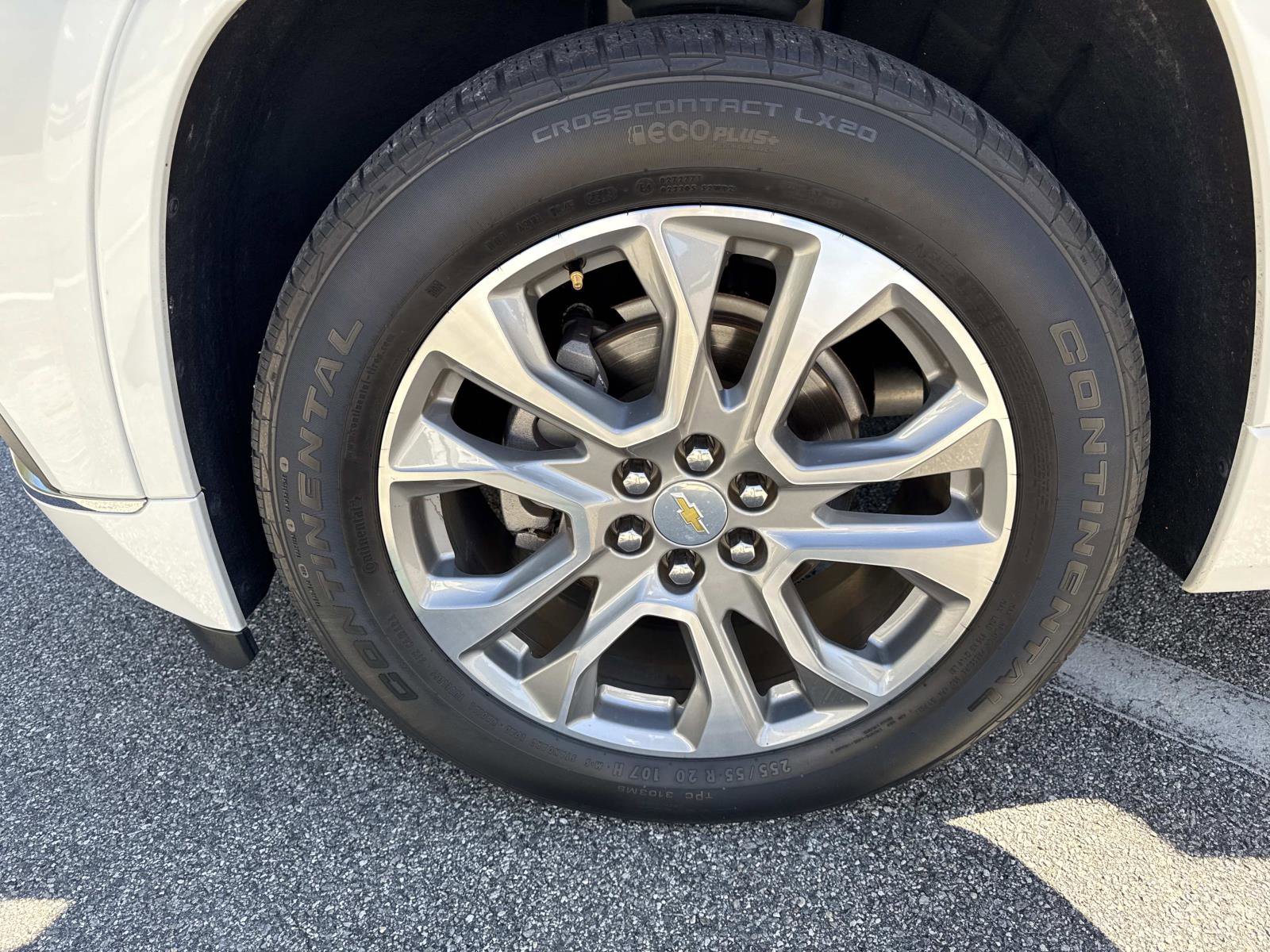 Used 2020 Chevrolet Traverse Premier image 33