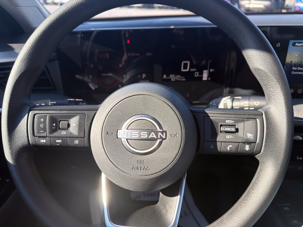 Used 2026 Nissan Kicks SV FWD image 17