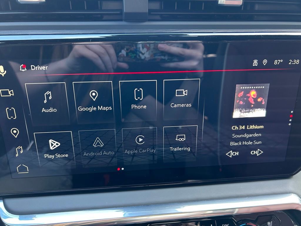 Certified 2025 GMC Sierra 2500 Denali Ultimate AWD/4WD image 39