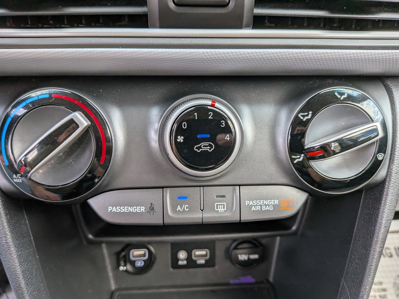 Used 2019 Hyundai Kona SE AWD/4WD image 49