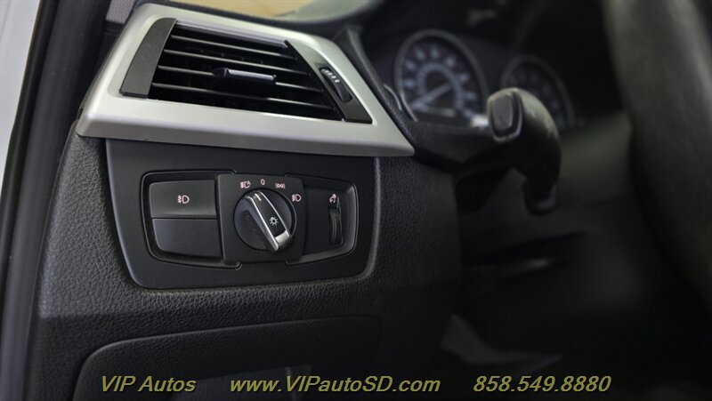Used 2013 BMW 328i Sedan RWD image 24