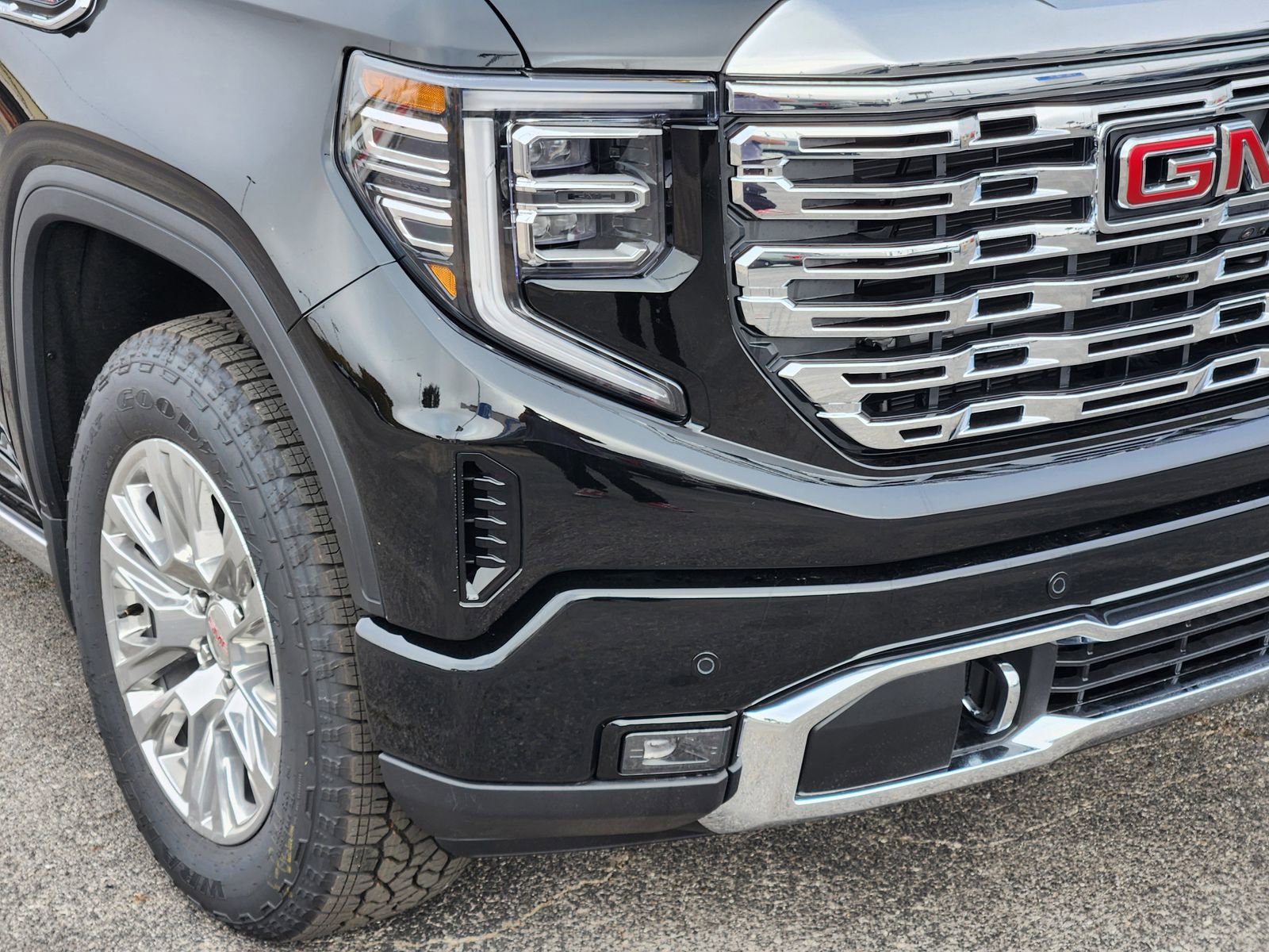 New 2026 GMC Sierra 1500 Denali w/ Technology Package image 10