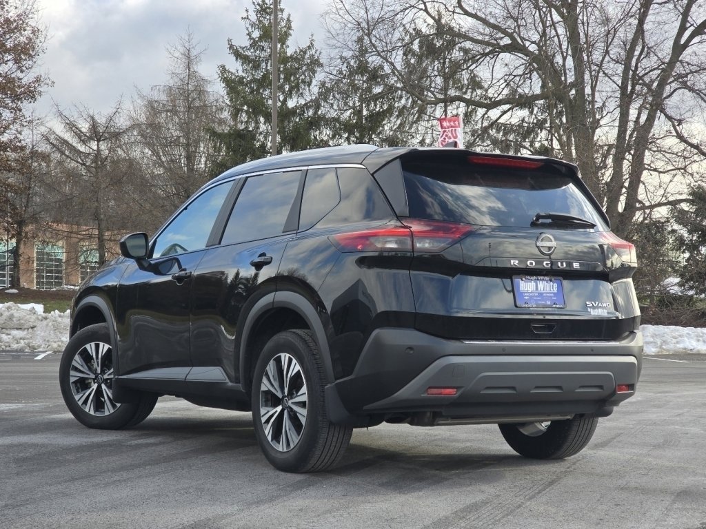 Used 2023 Nissan Rogue SV w/ SV Premium B Package image 13