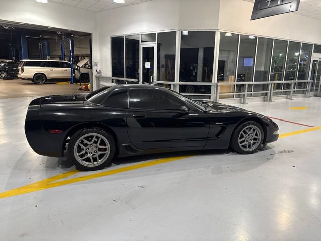 Used 2003 Chevrolet Corvette Z06 w/ Memory Package, 3 Drivers RWD image 9