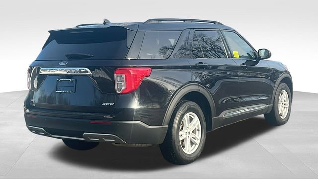 Used 2023 Ford Explorer XLT image 14