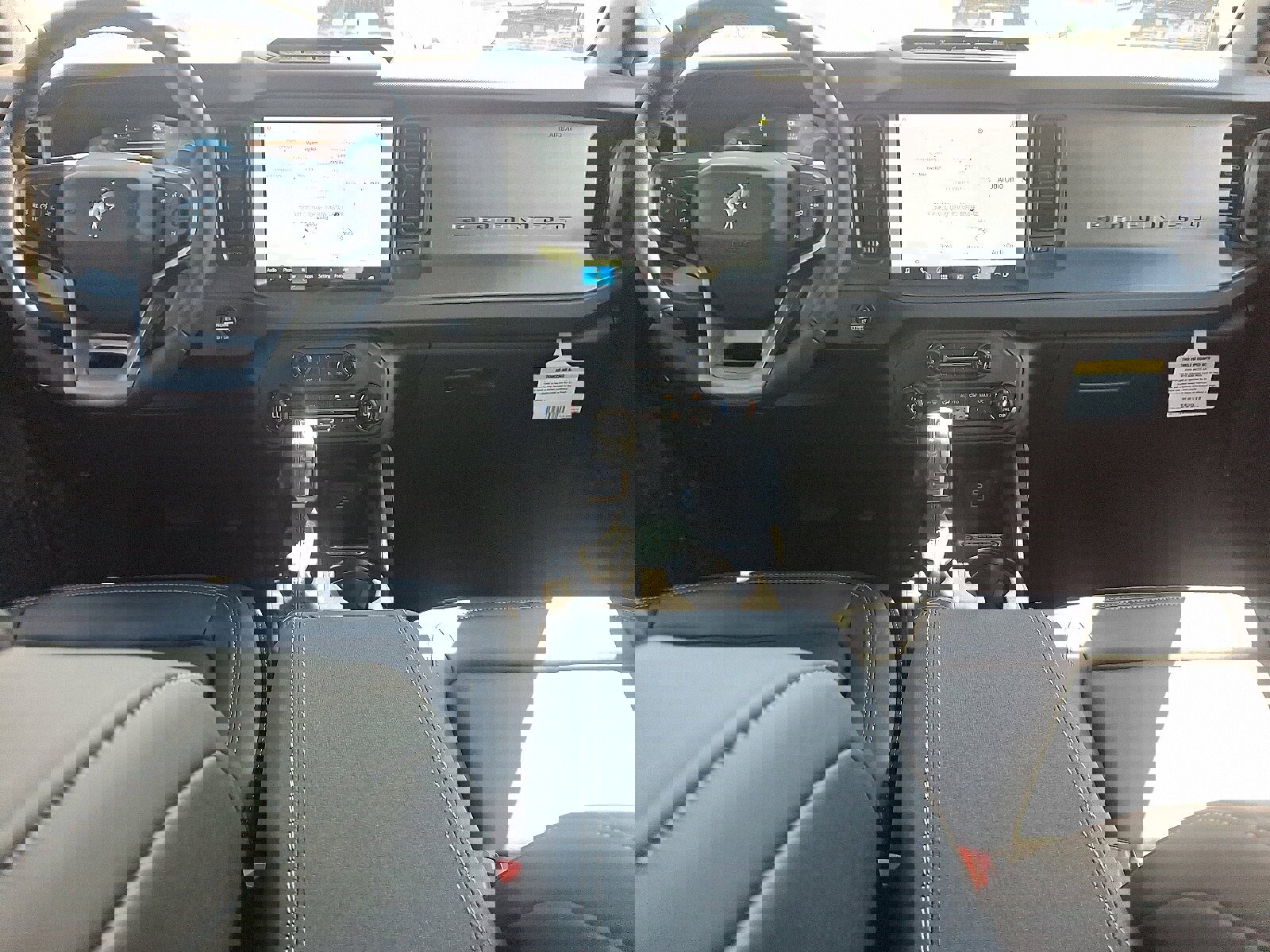 New 2025 Ford Bronco Badlands image 17