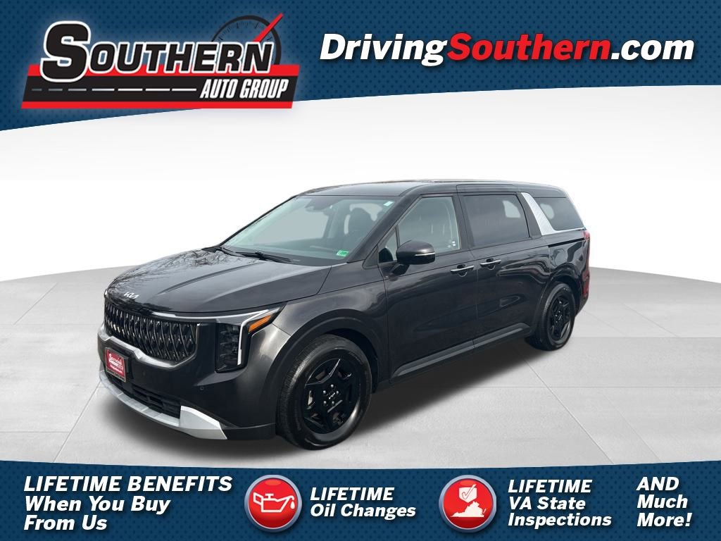 Used 2025 Kia Carnival