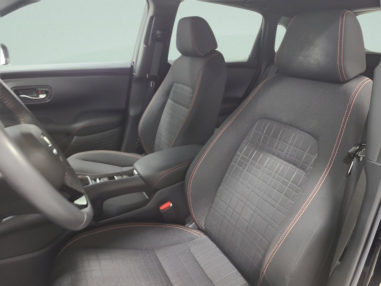 Certified 2024 Honda HR-V Sport image 18
