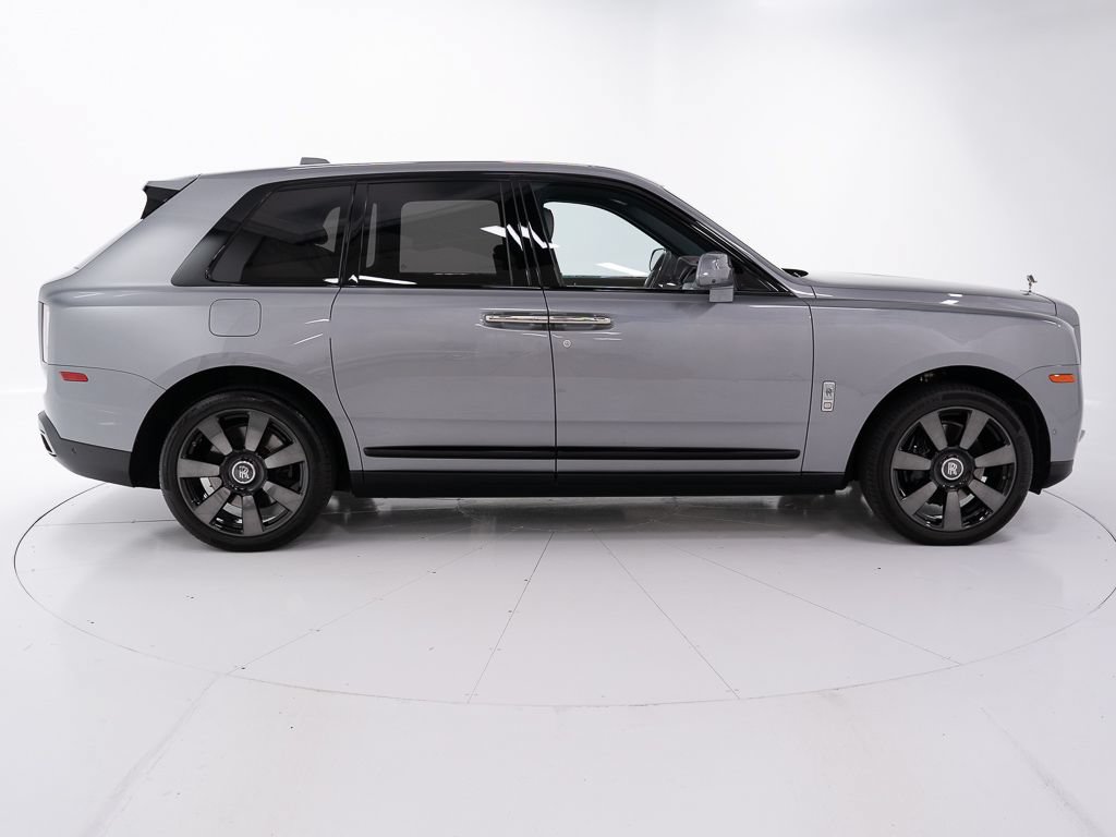 Certified 2023 Rolls-Royce Cullinan w/ Dark Exterior Package AWD/4WD image 6