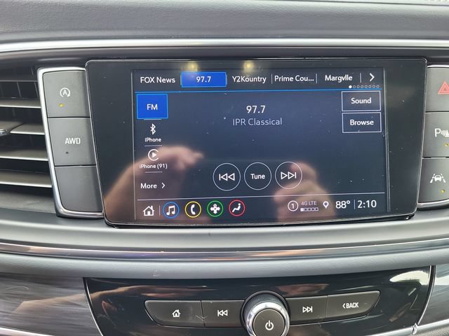 Used 2023 Buick Enclave Essence AWD/4WD image 20
