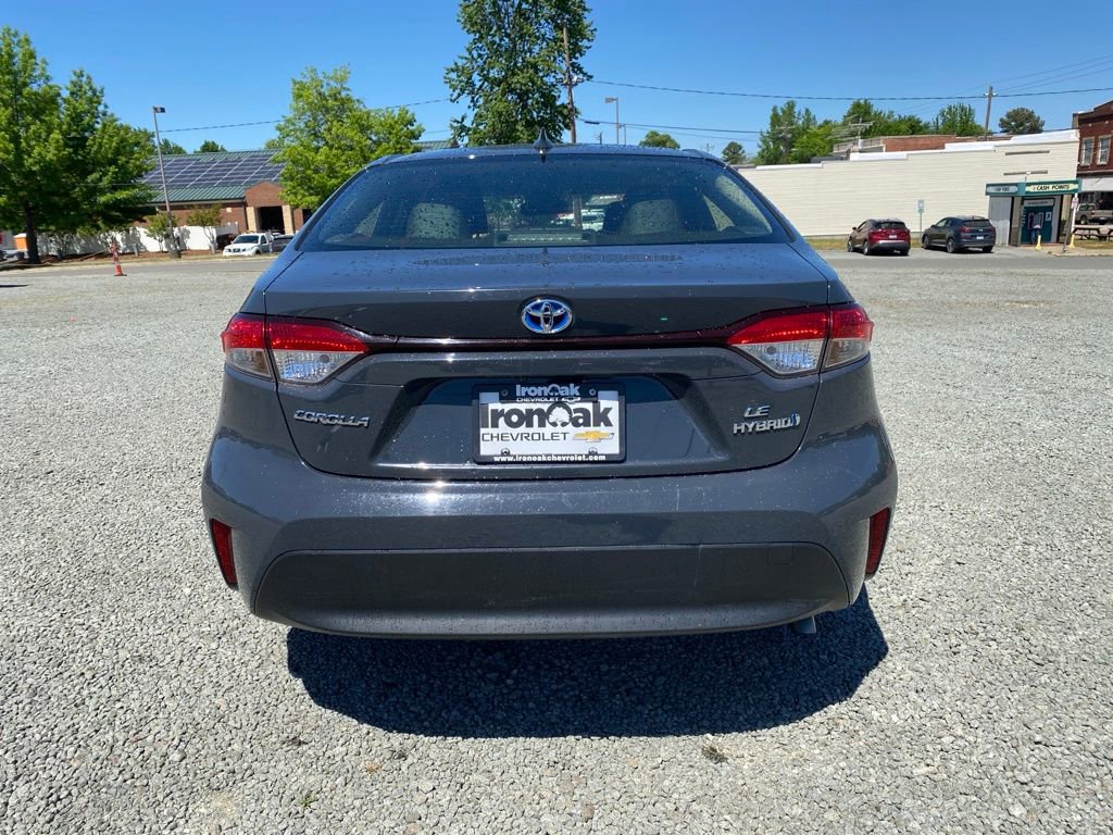 Used 2023 Toyota Corolla LE FWD image 4