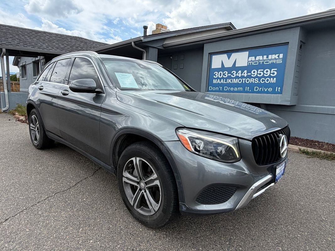Used 2016 Mercedes-Benz GLC 300 4MATIC image 1
