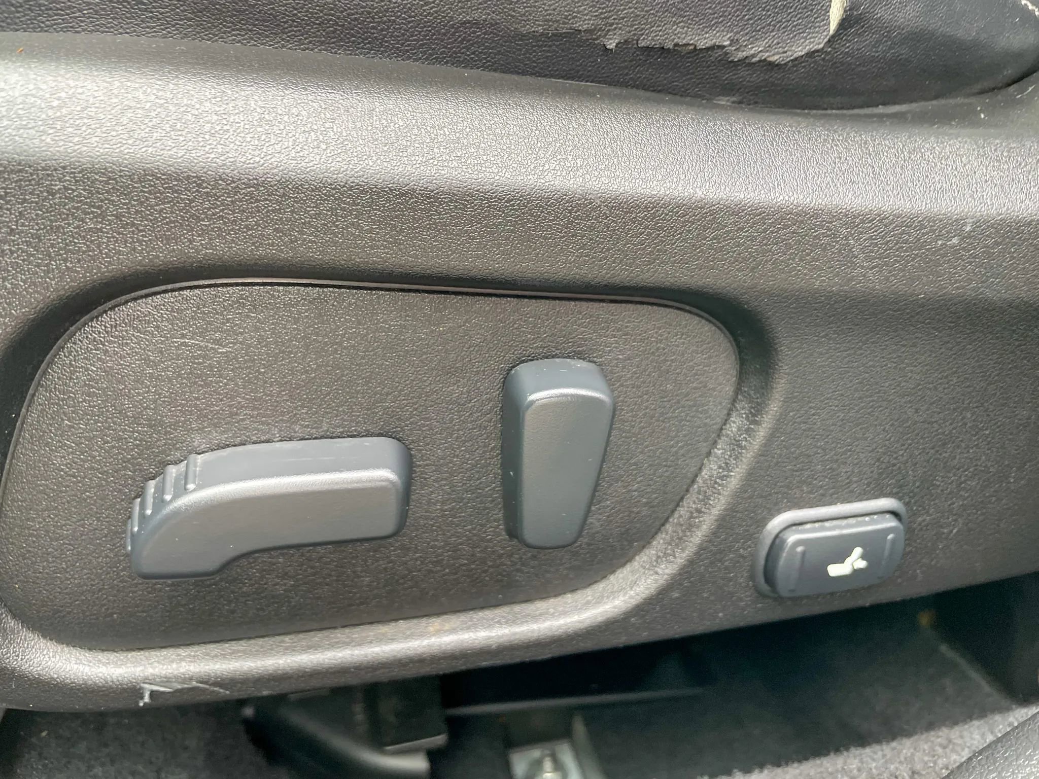 Used 2014 Subaru Forester 2.0XT Touring image 14