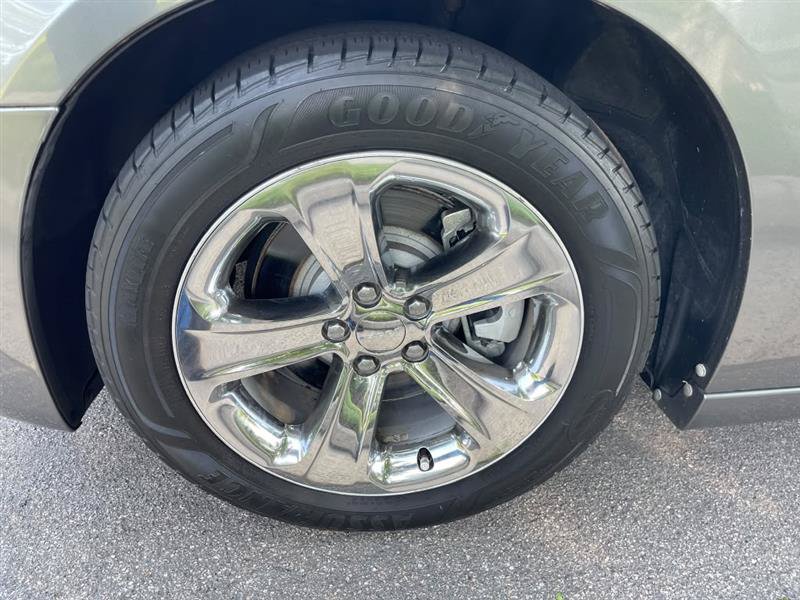 Used 2012 Dodge Charger R/T RWD image 27