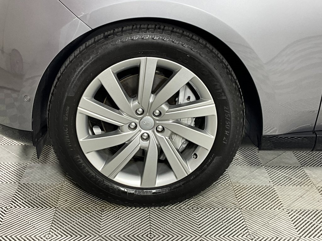 Certified 2023 Land Rover Range Rover SE image 29