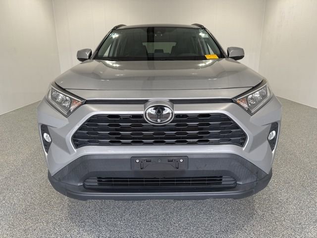 Used 2019 Toyota RAV4 XLE Premium AWD/4WD image 2