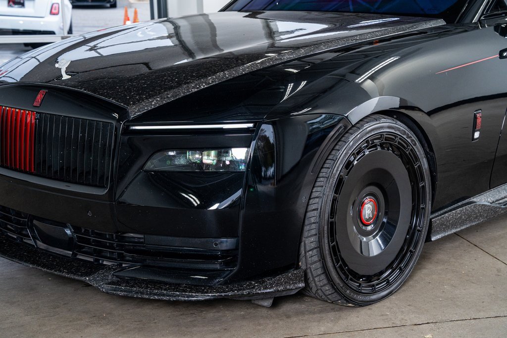 Used 2024 Rolls-Royce Spectre w/ Spectre Launch Package image 12