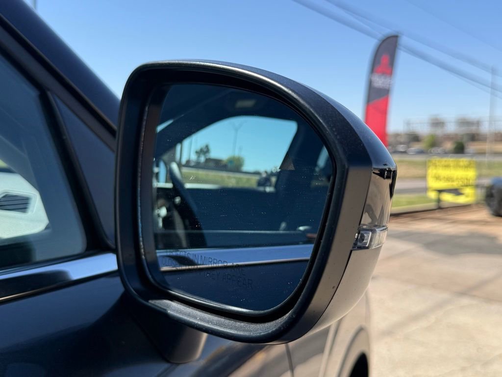 New 2026 Mitsubishi Outlander LE image 18