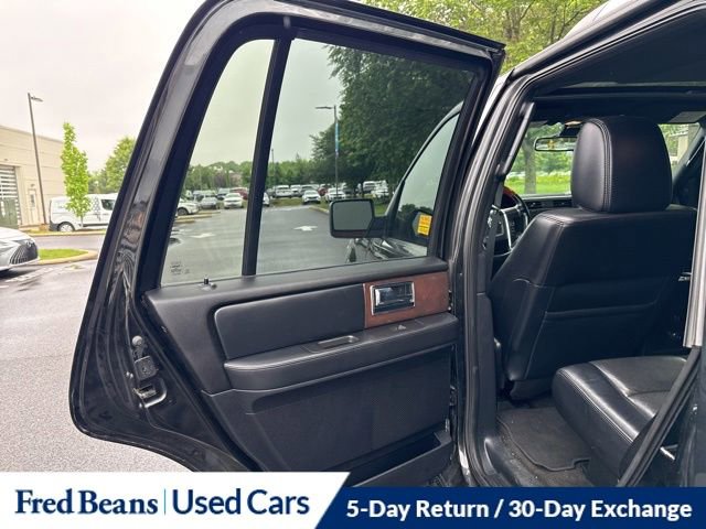Used 2017 Lincoln Navigator Select AWD/4WD image 12