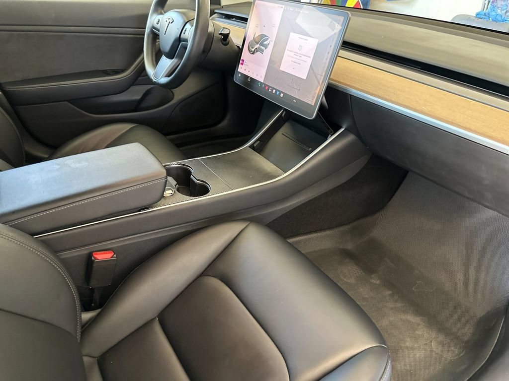 Used 2018 Tesla Model 3 Long Range RWD image 14